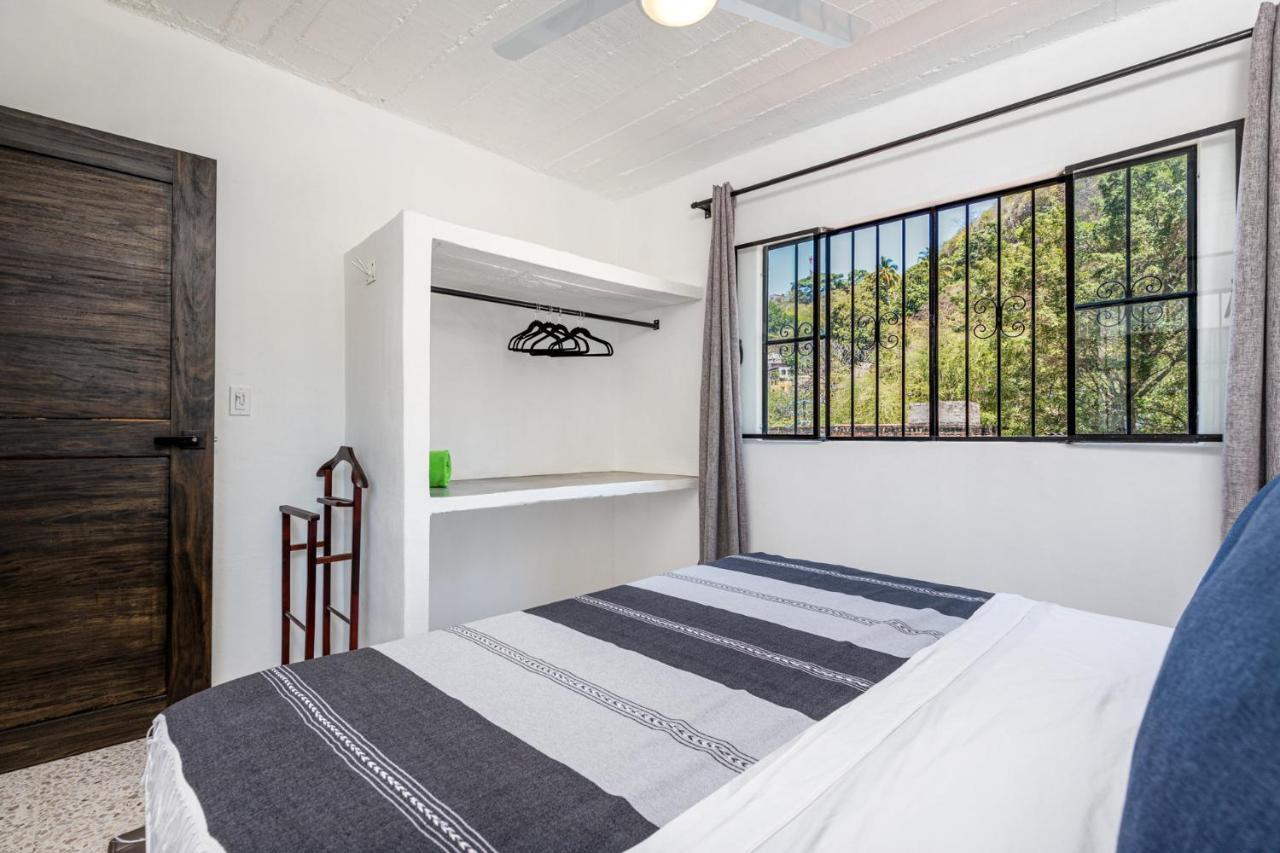 Apartment Mountain View