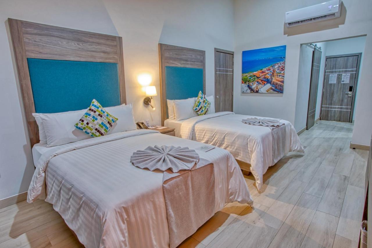 Quadruple Room Private Bathroom