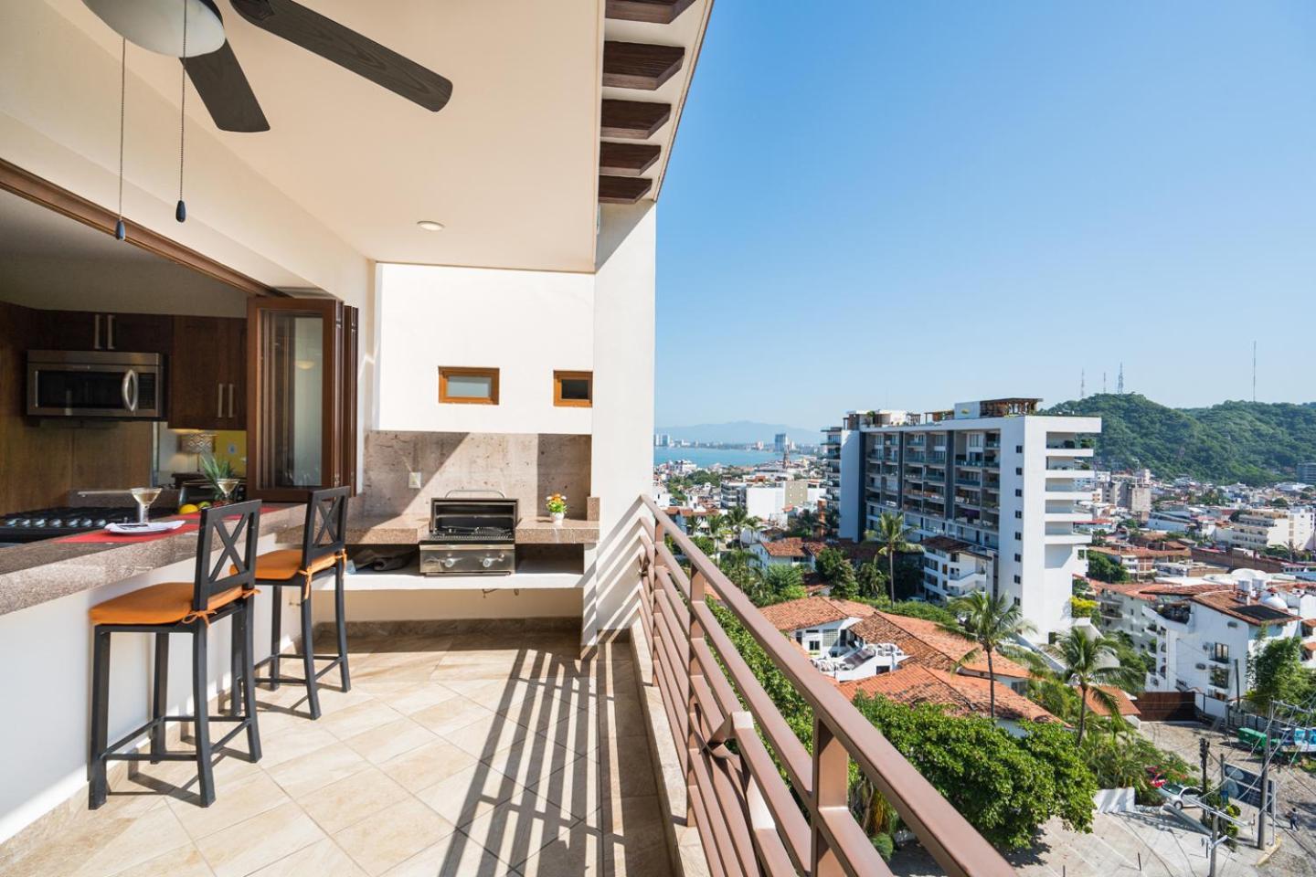 Apartment Mountain View