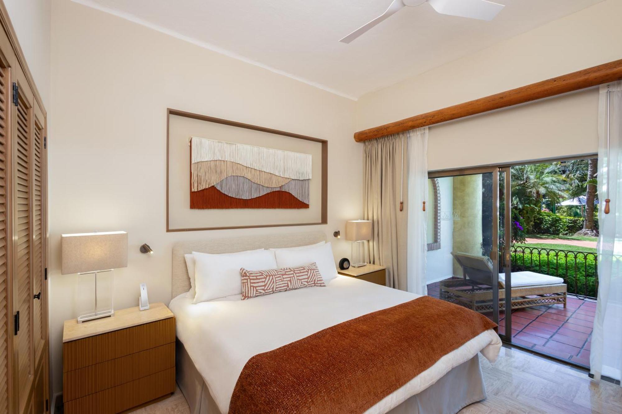 One-Bedroom Deluxe Suite