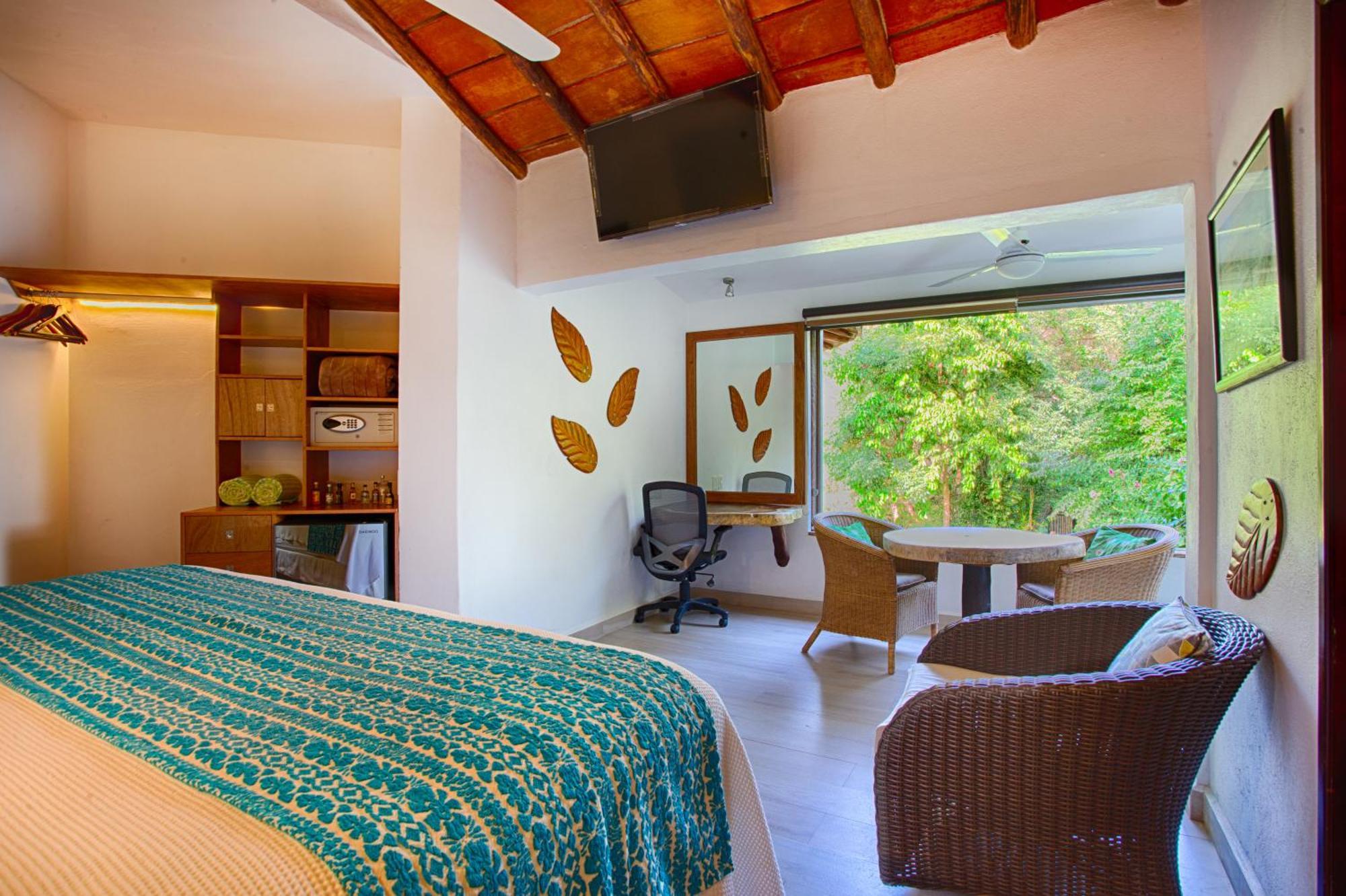 Junior Suite Garden-View