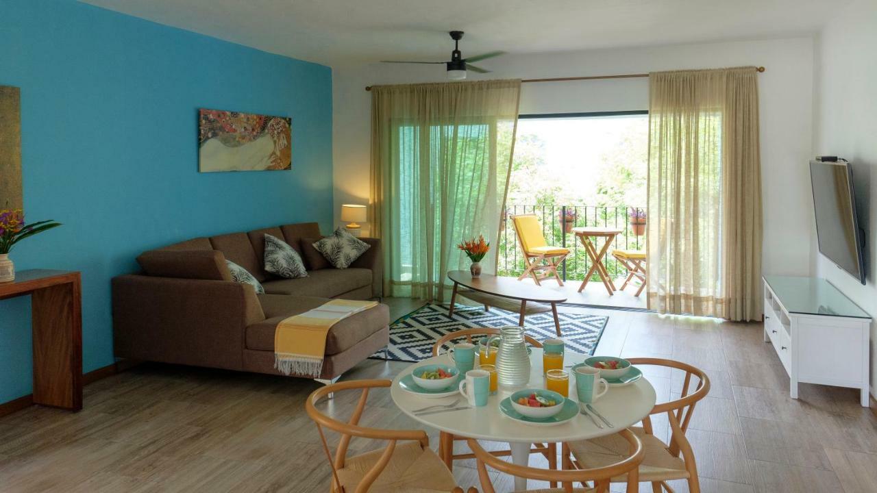 Superior Suite Private Balcony