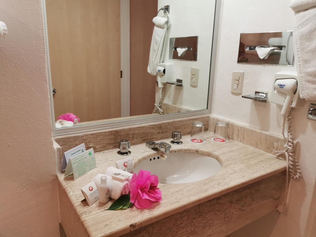 1 bedroom suite mountain section
