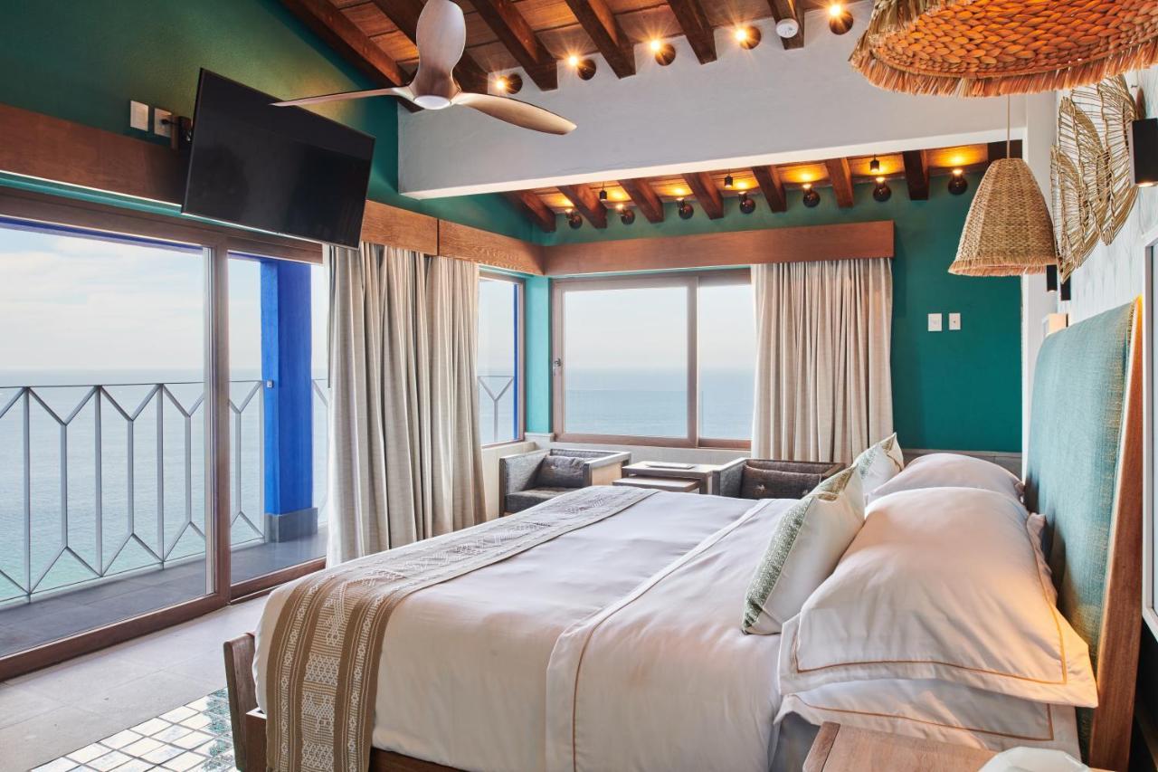 Deluxe Suite Sea View