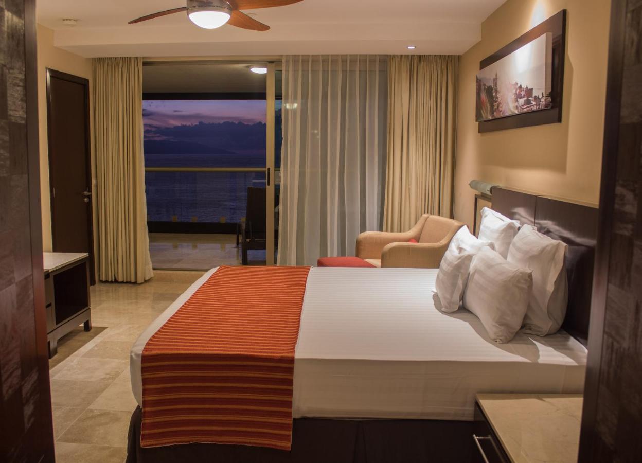 SUITE CON JACUZZI OCEANFRONT