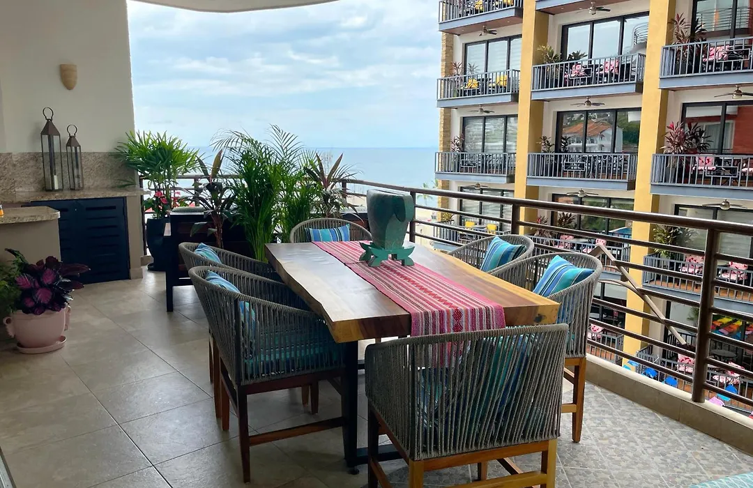 Pinnacle Resorts 180-1